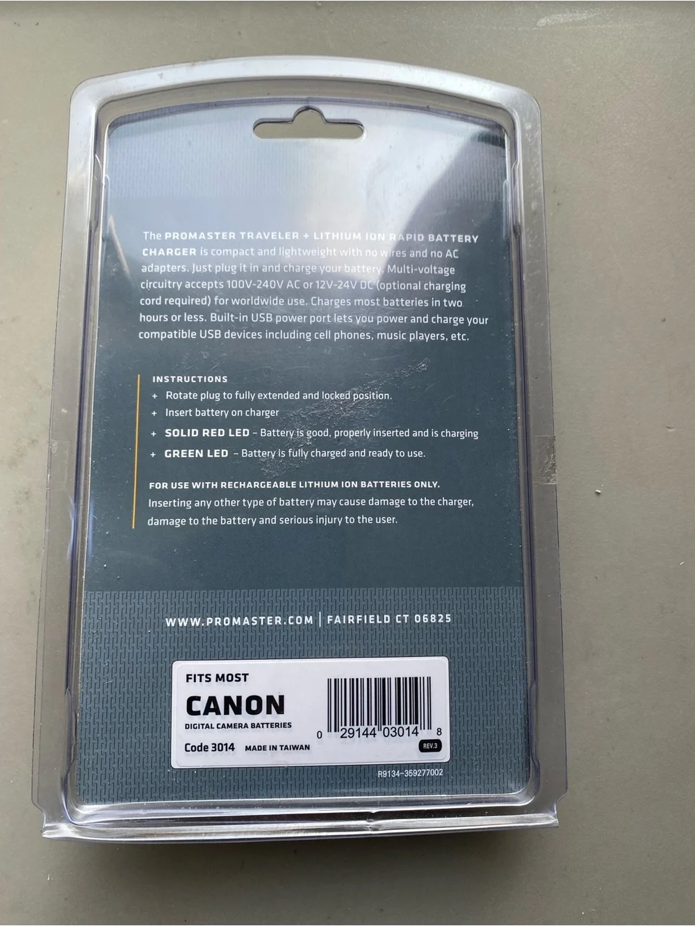 ProMaster Traveler Battery Charger Fits Canon (New)